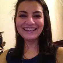 Op. Dr. Mehlika Pelin Yaz — Kadın Hastalıkları Ve Doğum, Balıkesir. Portre fotoğrafı.
