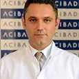 Dr. Özgün Erçeltik — Ortopedi Ve Travmatoloji, Sarıyer, İstanbul. Portre fotoğrafı.
