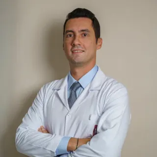 Op. Dr. Ahmet Alp Bilgiç profilinde yer alan galeri fotoğrafı.