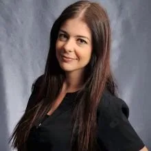 Psk. Dan. Gülşah Özgürler — Psikoloji, Manisa. Portre fotoğrafı.