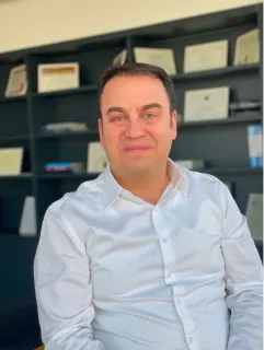 Op. Dr. Mert Atak profilinde yer alan galeri fotoğrafı.