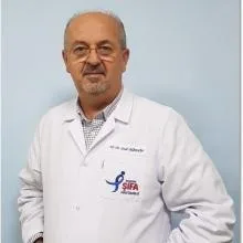 Uzm. Dr. Esat Güngör — İç Hastalıkları, Pendik, İstanbul. Portre fotoğrafı.