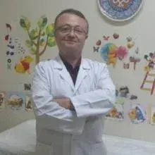 Uzm. Dr. Hakan Erkman — Seyhan, Adana. Portre fotoğrafı.