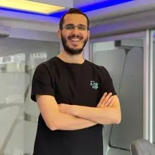Uzm. Dr. Koray Özer — İstanbul. Portre fotoğrafı.