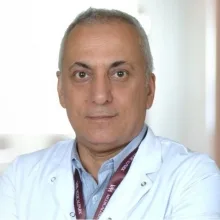 Op. Dr. Bülent Kahraman — Göz Hastalıkları, Bursa. Portre fotoğrafı.