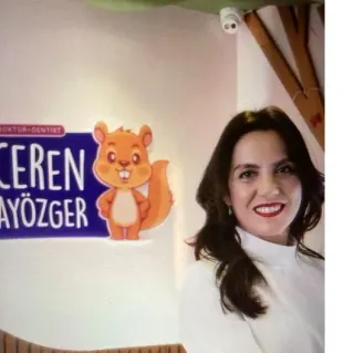 Dr. Dt. Ceren Ayözger profilinde yer alan galeri fotoğrafı.