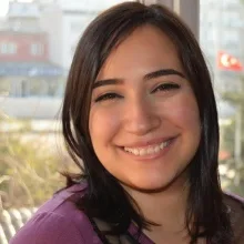 Psk. Elvan Zeynep Kaya — Psikoloji, Nilüfer, Bursa. Portre fotoğrafı.