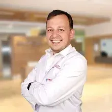 Op. Dr. Zikri Öztürk — Kadın Hastalıkları Ve Doğum, Çorlu, Tekirdağ. Portre fotoğrafı.