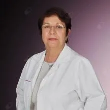Uzm. Dr. Necla Artar — Tıbbi Mikrobiyoloji, Kuşadası, Aydın. Portre fotoğrafı.