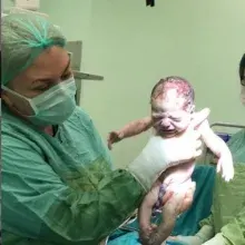Op. Dr. D. Yelda Doğan — Kadın Hastalıkları Ve Doğum, Antalya. Portre fotoğrafı.
