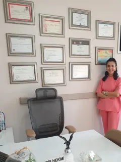Dt. İnci Yağdıran profilinde yer alan galeri fotoğrafı.