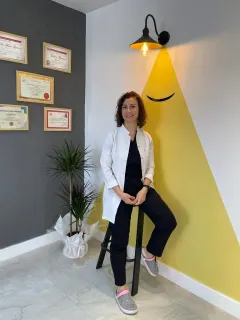 Uzm. Dt. Betül Kütük profilinde yer alan galeri fotoğrafı.