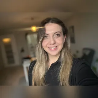 Psk. Nilüfer Sekmen profilinde yer alan galeri fotoğrafı.