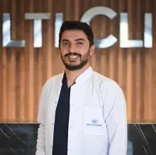 Uzm. Dt. Salih Danışman — Aydın. Portre fotoğrafı.