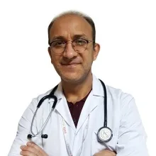 Uzm. Dr. Salih Bük — Kardiyoloji, Adıyaman. Portre fotoğrafı.