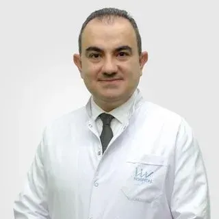 Dr. Öğr. Üyesi Konuralp Yakar — Göz Hastalıkları, İlkadım, Samsun. Portre fotoğrafı.