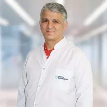 Prof. Dr. Hasan Kafalı — Kadın Hastalıkları Ve Doğum, İstanbul. Portre fotoğrafı.