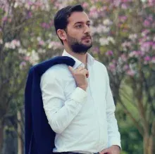 Dyt. Ümit Andızoğlu — Diyetisyen, Adana. Portre fotoğrafı.