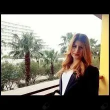 Uzm. Dyt. Sema Aydın — Diyetisyen, İstanbul. Portre fotoğrafı.