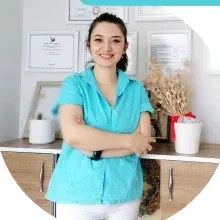 Fzt. Damla Bestelci — Fizyoterapi Ve Rehabilitasyon, Antalya. Portre fotoğrafı.