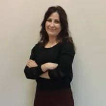 Dr. Öğr. Üyesi Çiğdem Eryılmaz Canlı — Ankara. Portre fotoğrafı.