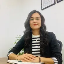 Kl. Psk. Ayşe Şimşek — Psikoloji, Antalya. Portre fotoğrafı.