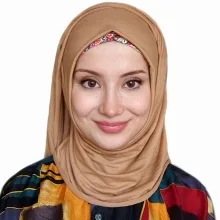 Dyt. Hanzade Sena Kaya — Diyetisyen. Portre fotoğrafı.