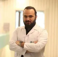 Uzm. Dr. Elvin Guliyev — Psikiyatri, Ümraniye, İstanbul. Portre fotoğrafı.