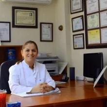 Dt. Sibel Korkmaz Gelişken — Diş Hekimi, Ümraniye, İstanbul. Portre fotoğrafı.