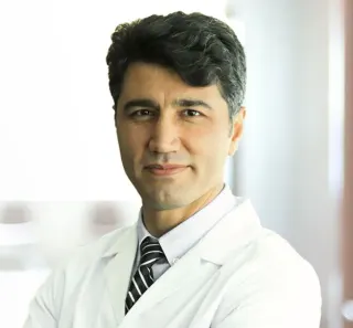 Prof. Dr. Özkan Onuk profilinde yer alan galeri fotoğrafı.