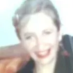 Dr. Yana Hanıfı — Tıbbi Biyokimya, Bursa. Portre fotoğrafı.