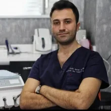 Uzm. Dt. Burak Tanış — Ankara. Portre fotoğrafı.