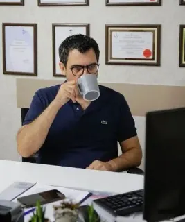 Doç. Dr. Erol Arslan profilinde yer alan galeri fotoğrafı.