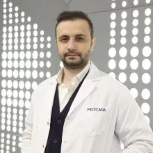 Op. Dr. Cem Ilgın Erol — Genel Cerrahi, İstanbul. Portre fotoğrafı.