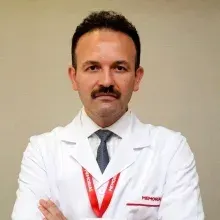 Doç. Dr. Fatih Çiftçi — Genel Cerrahi, İstanbul. Portre fotoğrafı.
