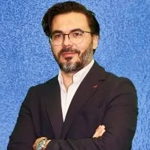 Prof. Dr. Murat Canyiğit — Radyoloji, Ankara. Portre fotoğrafı.