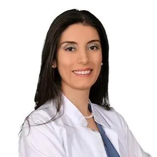 Uzm. Dr. Huri Aydoğan — Çocuk Sağlığı Ve Hastalıkları, İstanbul. Portre fotoğrafı.