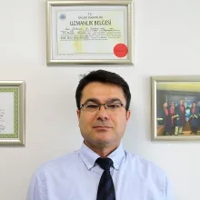 Doç. Dr. Mustafa Kaymakçı — Kulak Burun Boğaz, Bursa. Portre fotoğrafı.