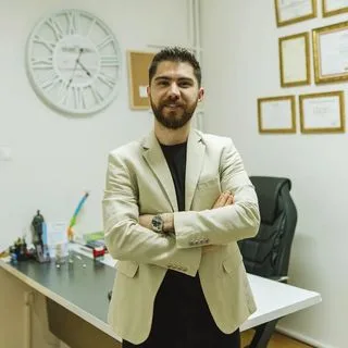 Fzt. Doğancan Koşar — Fizyoterapi Ve Rehabilitasyon, İstanbul. Portre fotoğrafı.