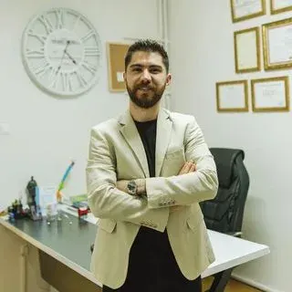 Fzt. Doğancan Koşar — Fizyoterapi Ve Rehabilitasyon, İstanbul. Portre fotoğrafı.