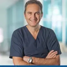 Prof. Dr. Ertan Adalı — Balıkesir. Portre fotoğrafı.
