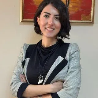Uzm. Dr. Betül Kırşavoğlu — Psikiyatri, Derince, Kocaeli. Portre fotoğrafı.