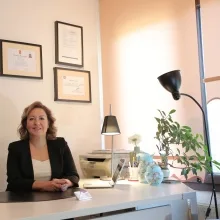 Psk. Dr. Çiğdem Kudiaki — Psikoloji. Portre fotoğrafı.