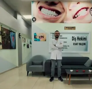 Dt. Esat Yalçın profilinde yer alan galeri fotoğrafı.