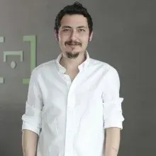 Uzm. Psk. Ömer Erşen — Psikoloji, Balıkesir. Portre fotoğrafı.