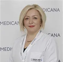 Op. Dr. Banu Kumrulu — Çocuk Cerrahisi, Çankaya, Ankara. Portre fotoğrafı.