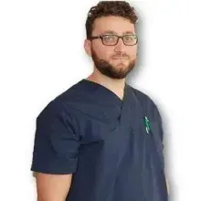 Uzm. Dr. Hasan Hüseyin Ünver — Fiziksel Tıp Ve Rehabilitasyon, Kocaeli. Portre fotoğrafı.