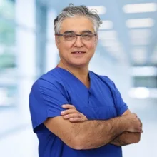 Uzm. Dr. Sedat Çolak — Çocuk Sağlığı Ve Hastalıkları, Denizli. Portre fotoğrafı.