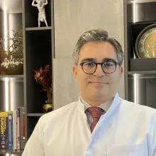 Prof. Dr. Ahmet Cem Dural — Genel Cerrahi, İstanbul. Portre fotoğrafı.