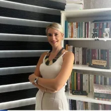 Psk. Aybüke Yardımcı Ardor — Psikoloji, Ankara. Portre fotoğrafı.